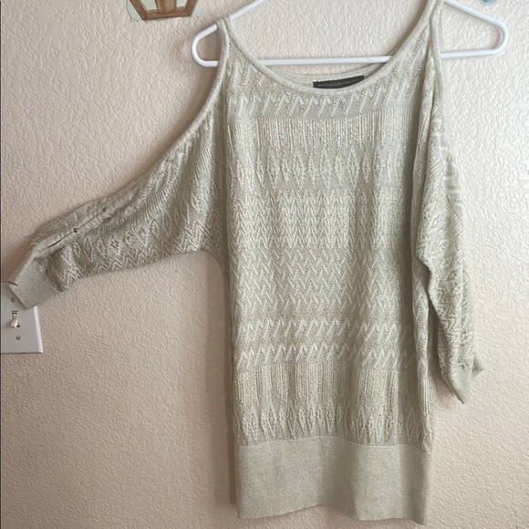 Chic Cream Knit Sweater - Picture 1 of 12